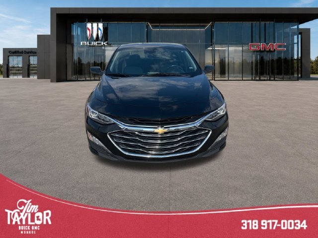 Used 2024 Mosaic Black Metallic Chevrolet 2LT image 9