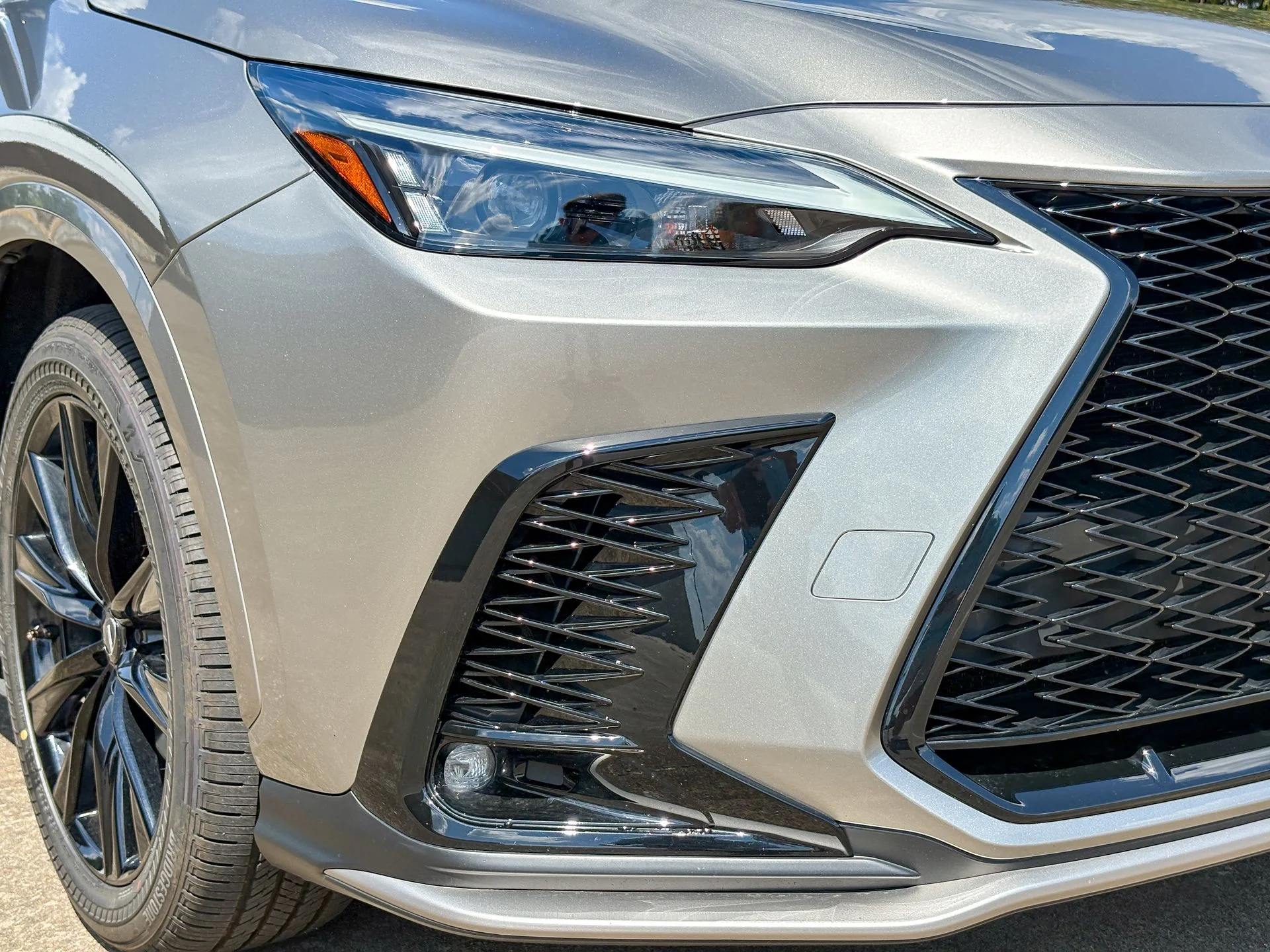Used 2024 Silver Lexus 350 F SPORT Handling image 3