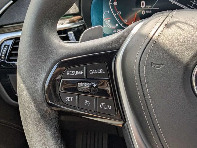 2022 BMW 5 Series 530i - Photo 22