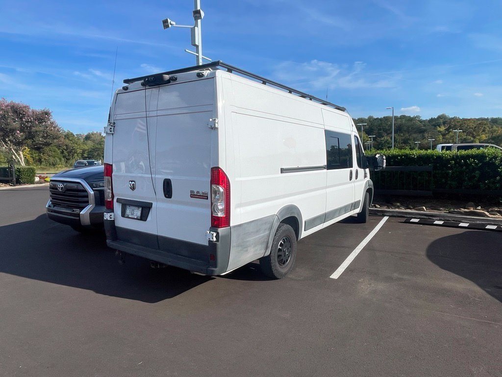 Used 2018 White Ram High Roof image 1