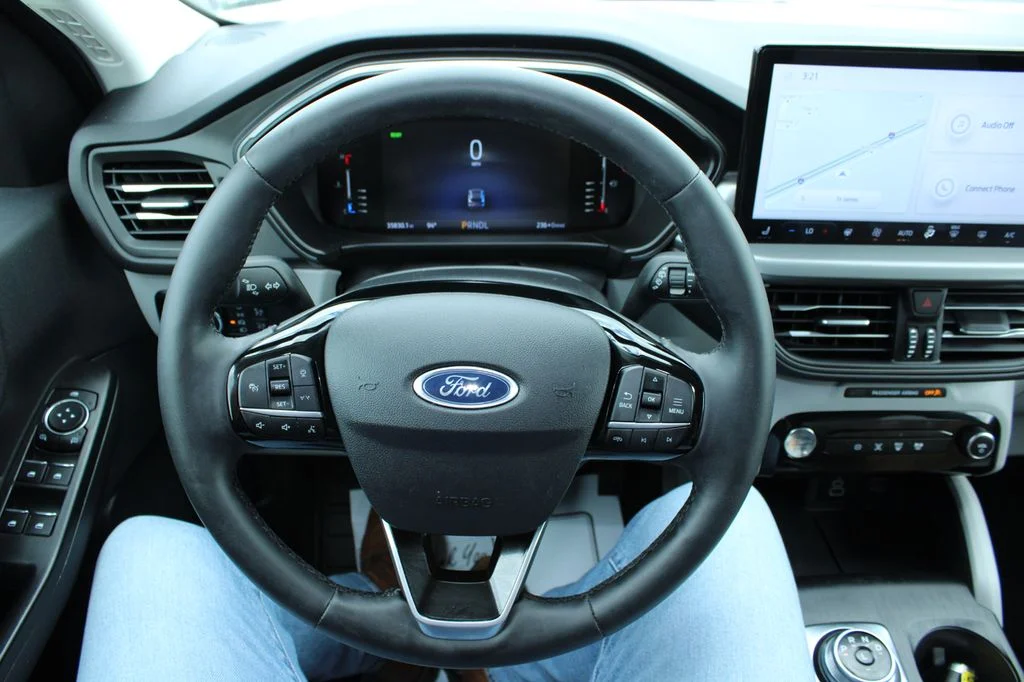 Used 2024 White Metallic Ford Base image 34