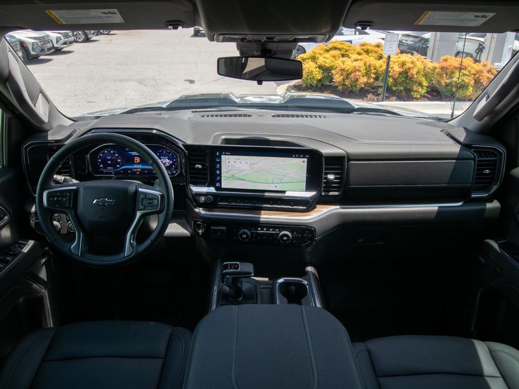 2025 Chevrolet Silverado 1500 LT Trail Boss - Photo 20