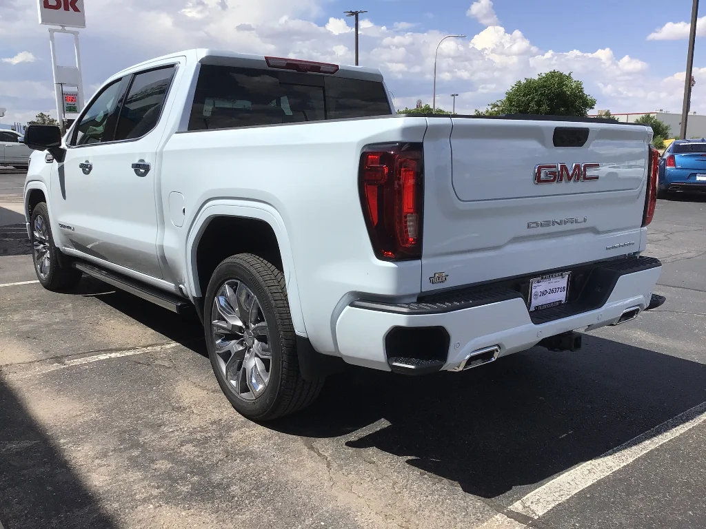 New 2026 Glacier White Tricoat GMC Denali image 4