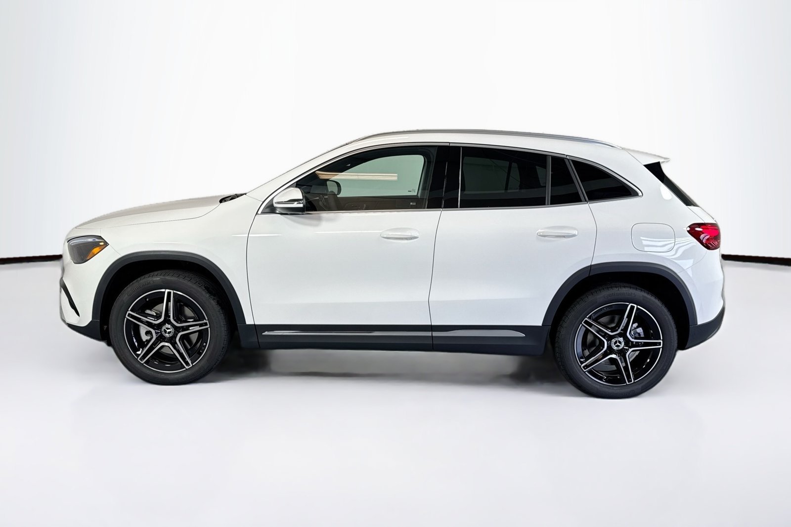 Certified Used 2026 Polar White Mercedes-Benz GLA 250 image 8