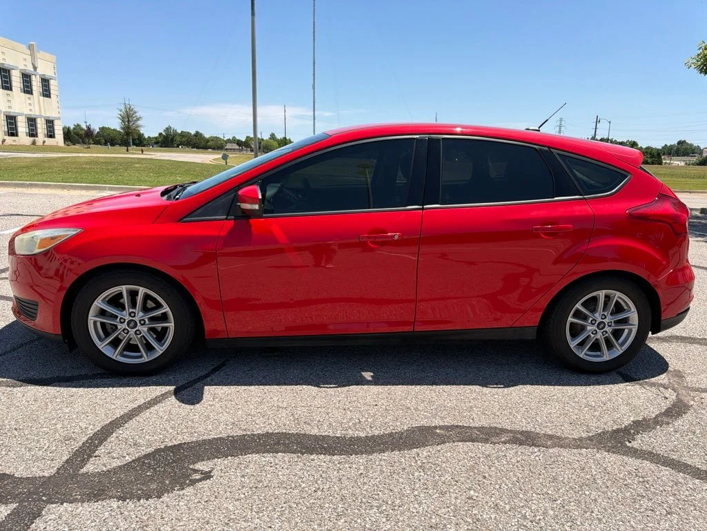 Used 2016 Ford Focus SE with VIN 1FADP3K24GL383324 for sale in Oklahoma City, OK