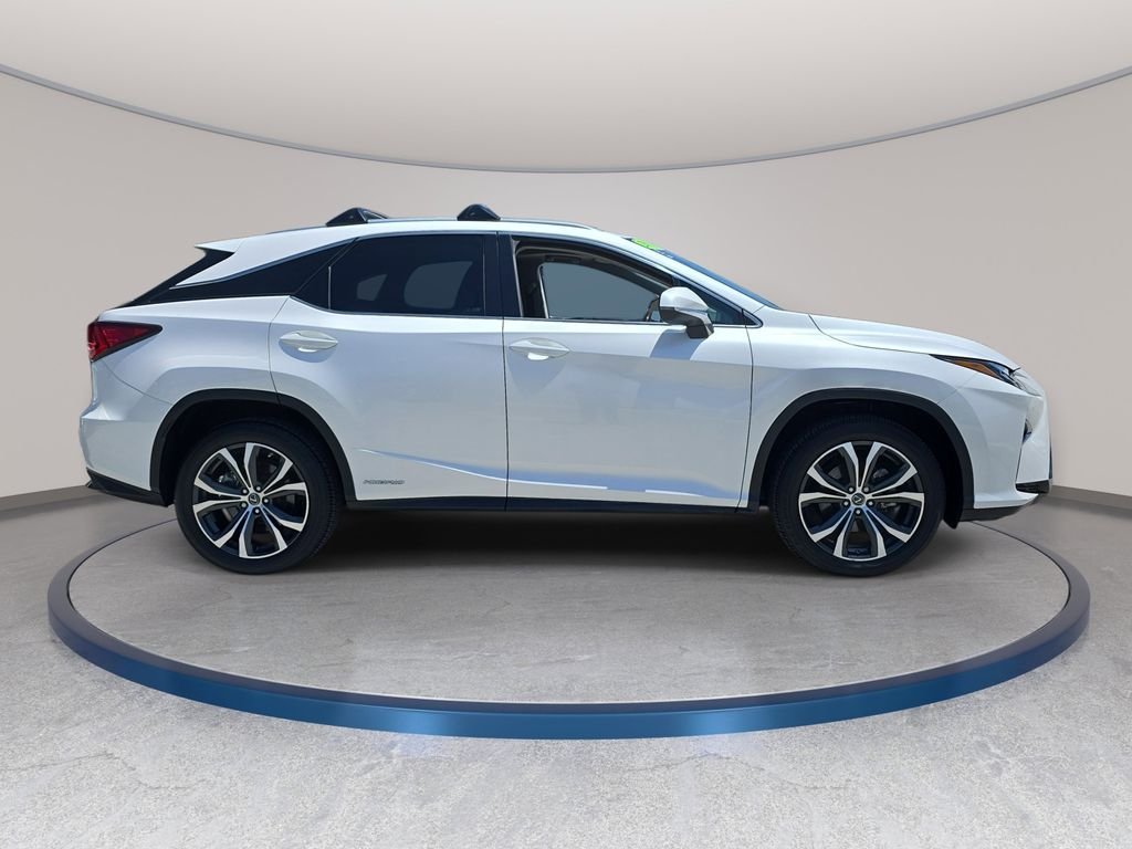 Used 2019 White Lexus 450h image 5