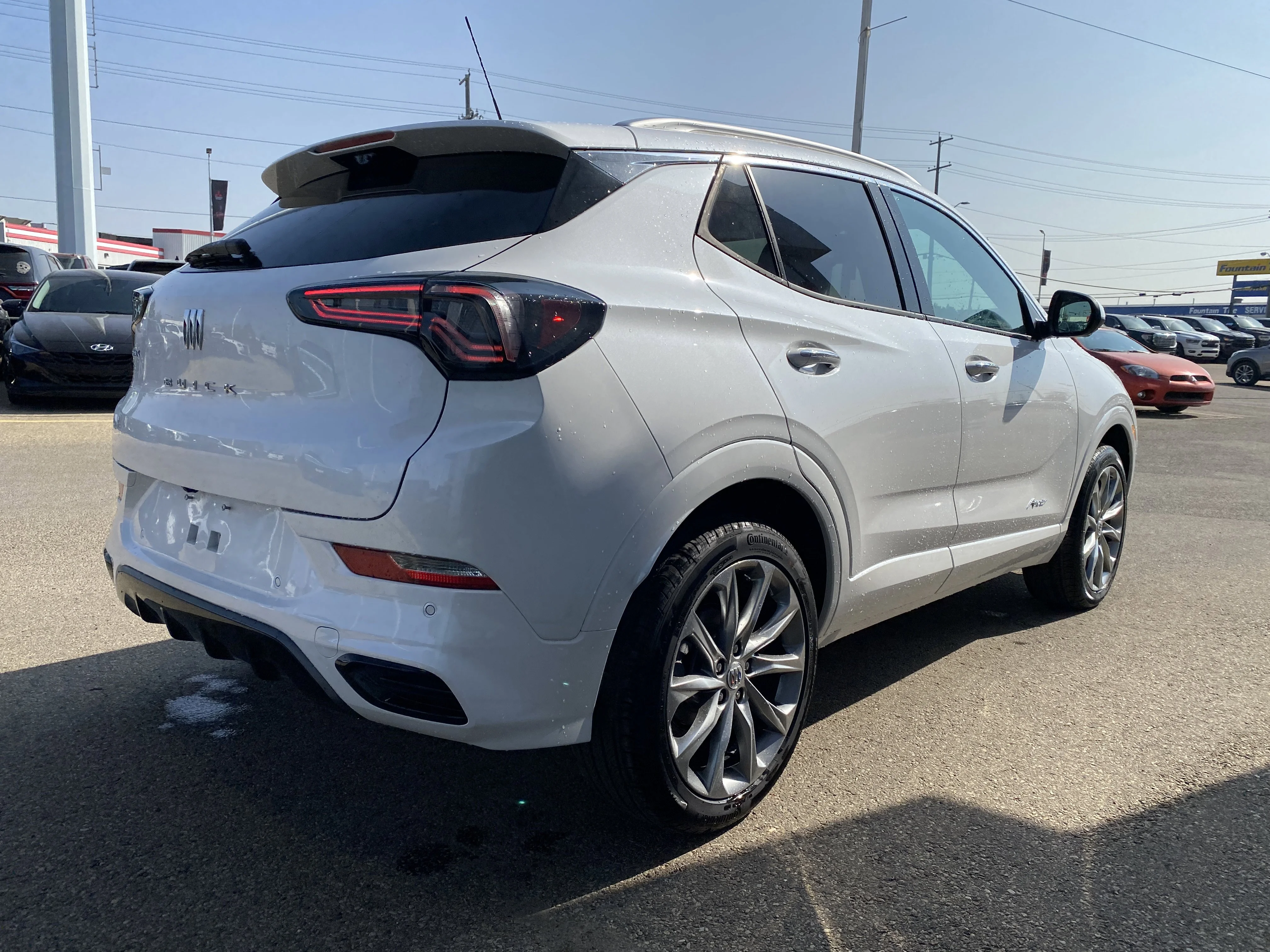 New 2026 WHITE FROST TRICOAT Buick Avenir image 7