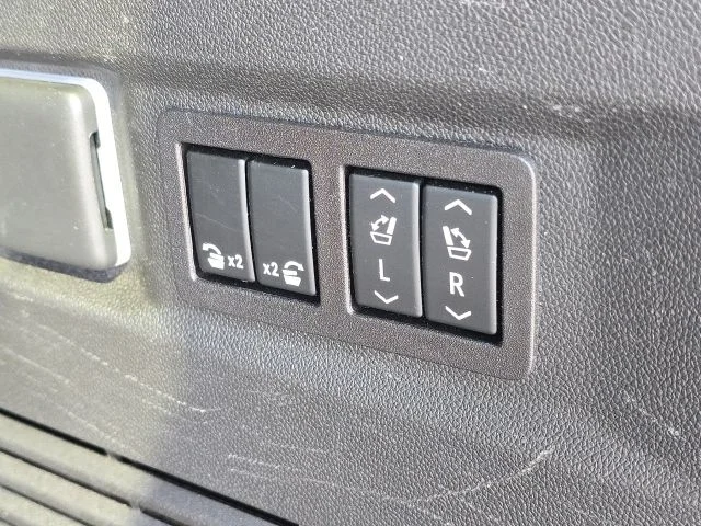 Used 2023 Beige Chevrolet Premier image 13