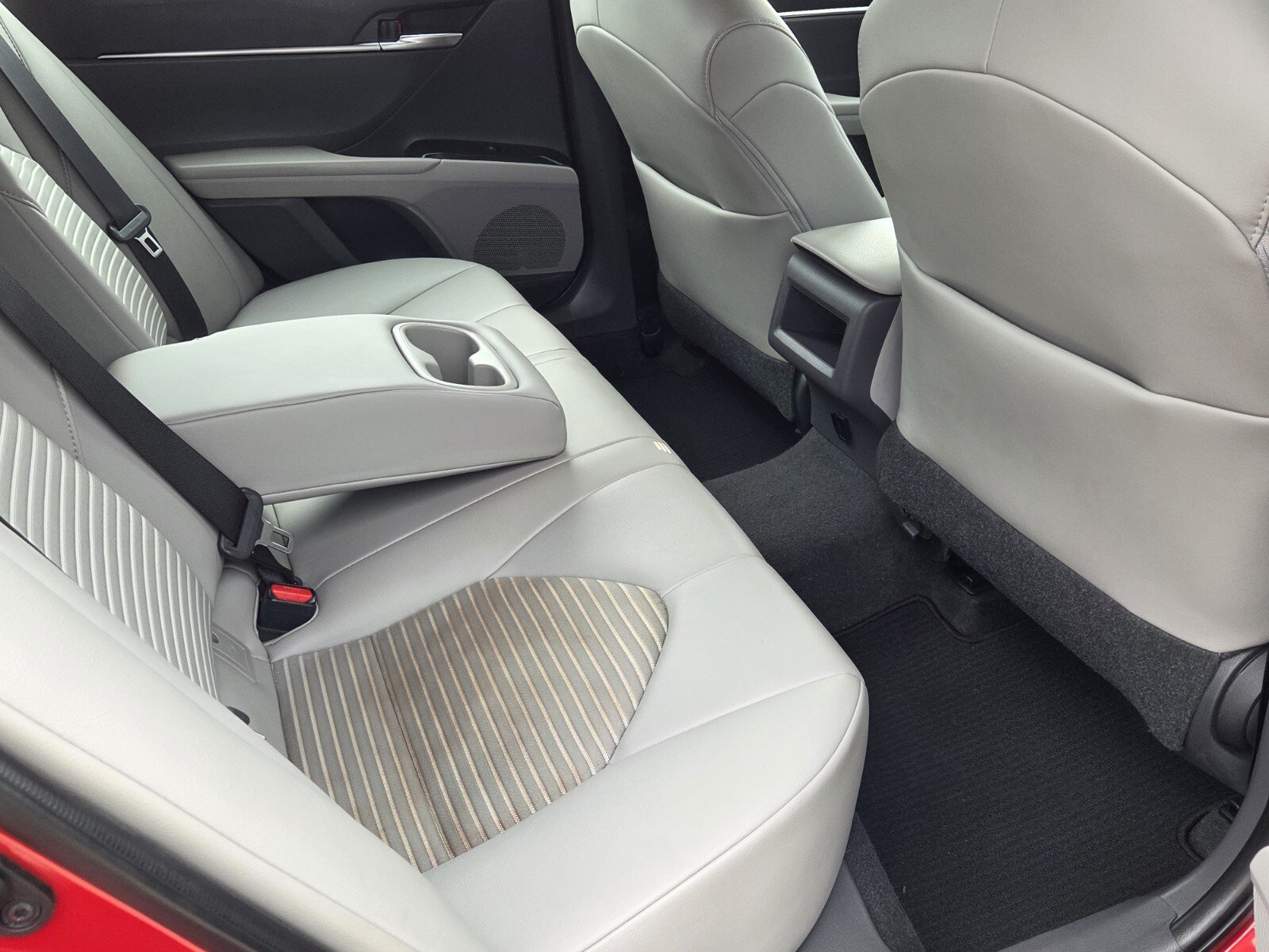 Used 2020 Red Toyota SE image 9