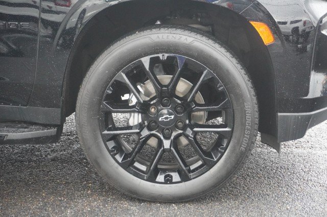 Used 2023 Black Chevrolet RST image 5