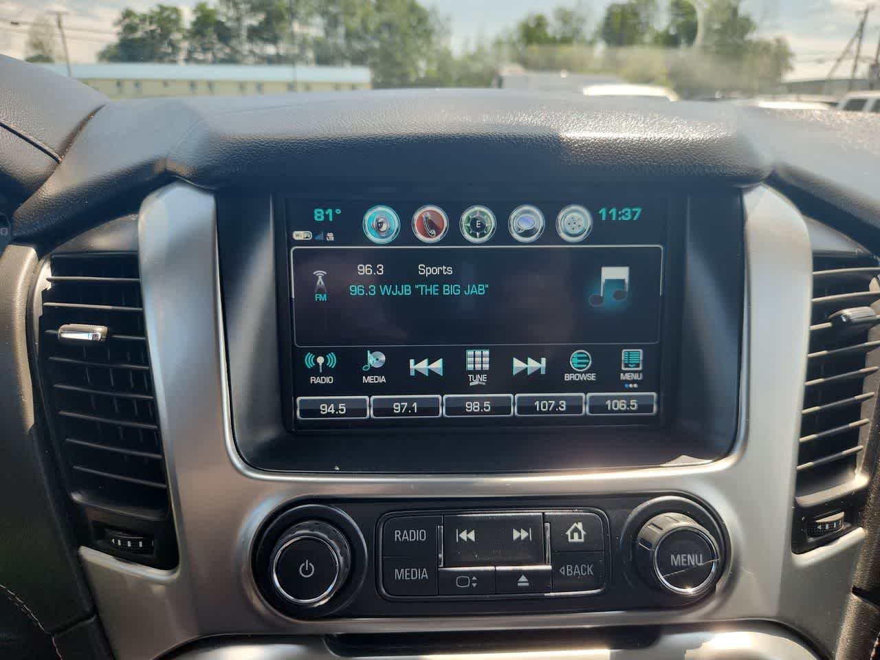 Used 2020 Blue Velvet Metallic Chevrolet LT image 22