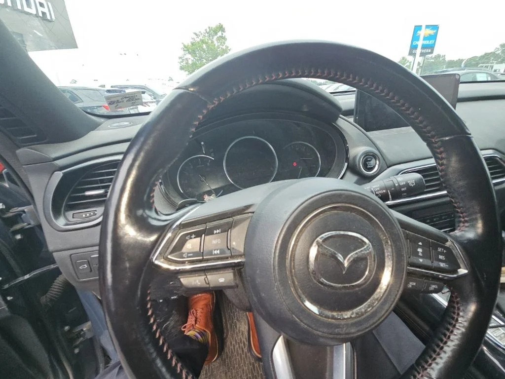 Used 2023 Gray Mazda Carbon Edition image 21