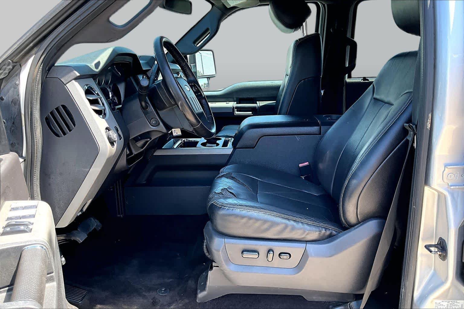 Used 2016 Ingot Silver Metallic Ford Lariat image 10