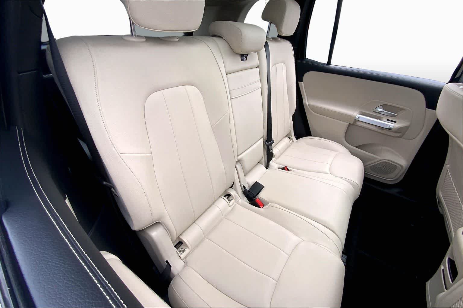 Used 2023 Night Black Mercedes-Benz GLB 250 image 19