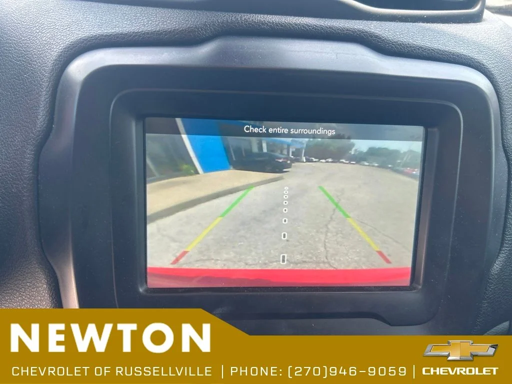 Used 2018 Colorado Red Jeep Latitude image 6