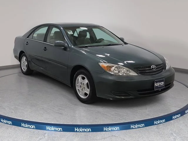 Used 2003 Green Toyota  image 4