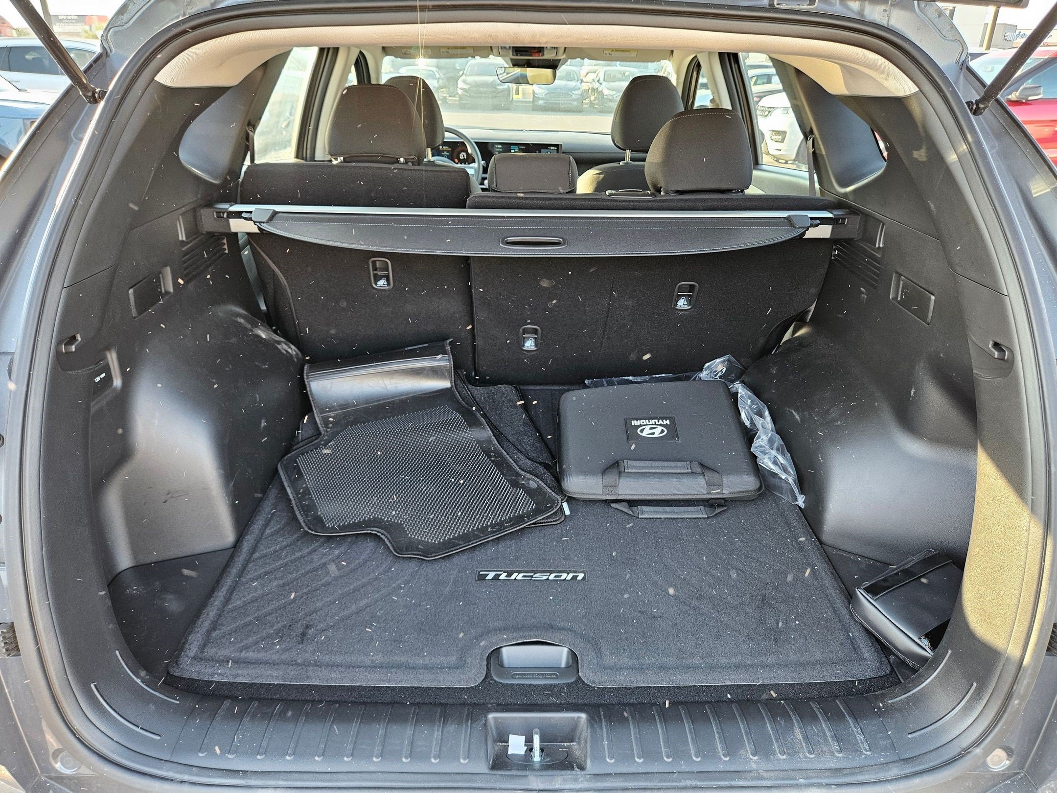 Certified Used 2025 Gray Hyundai SE image 28