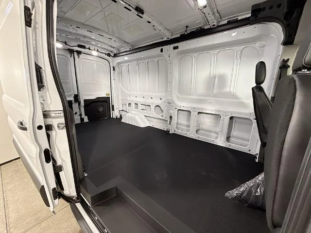 New 2026 Oxford White Ford Cargo Van image 53