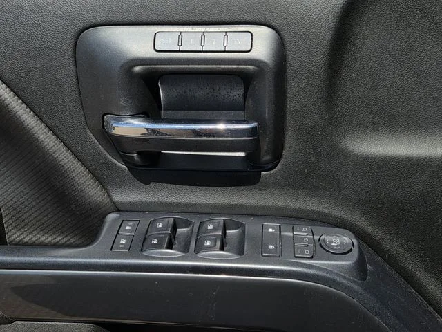 Used 2017 Onyx Black GMC SLT image 15