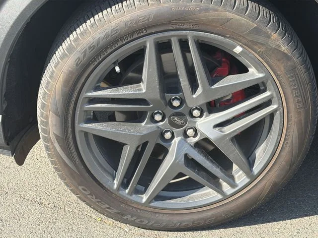 Used 2025 Gray Ford ST-Line image 16