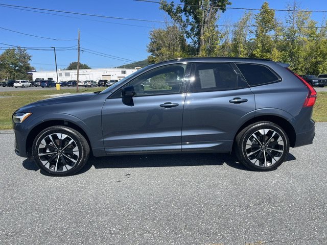 Used 2026 Blue Volvo Plus image 2