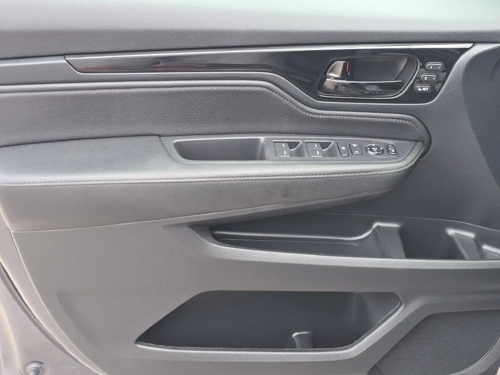 Used 2023 Gray Honda Touring image 46