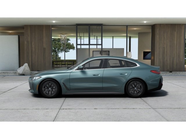 New 2026 Cape York Green Metallic BMW eDrive40 image 4