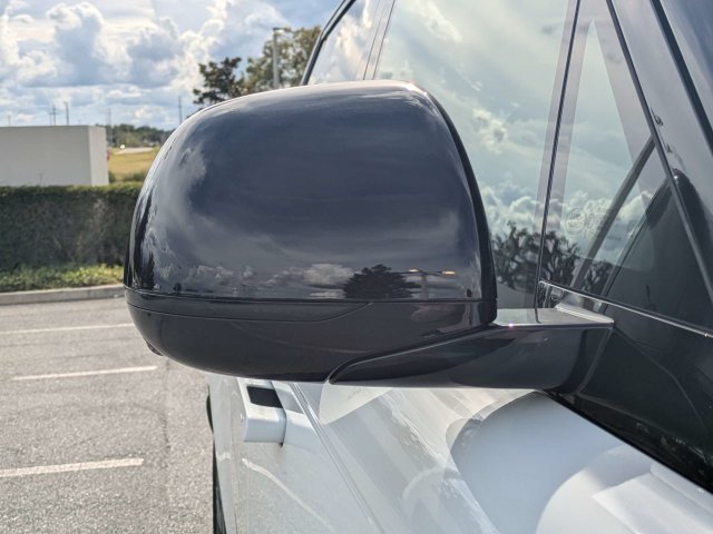 New 2027 White Land Rover SE image 12