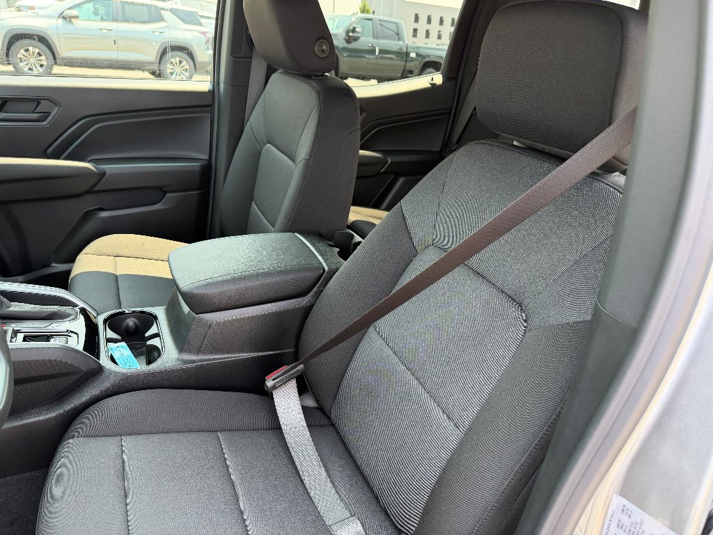 2026 Chevrolet Colorado Work Truck - Photo 37