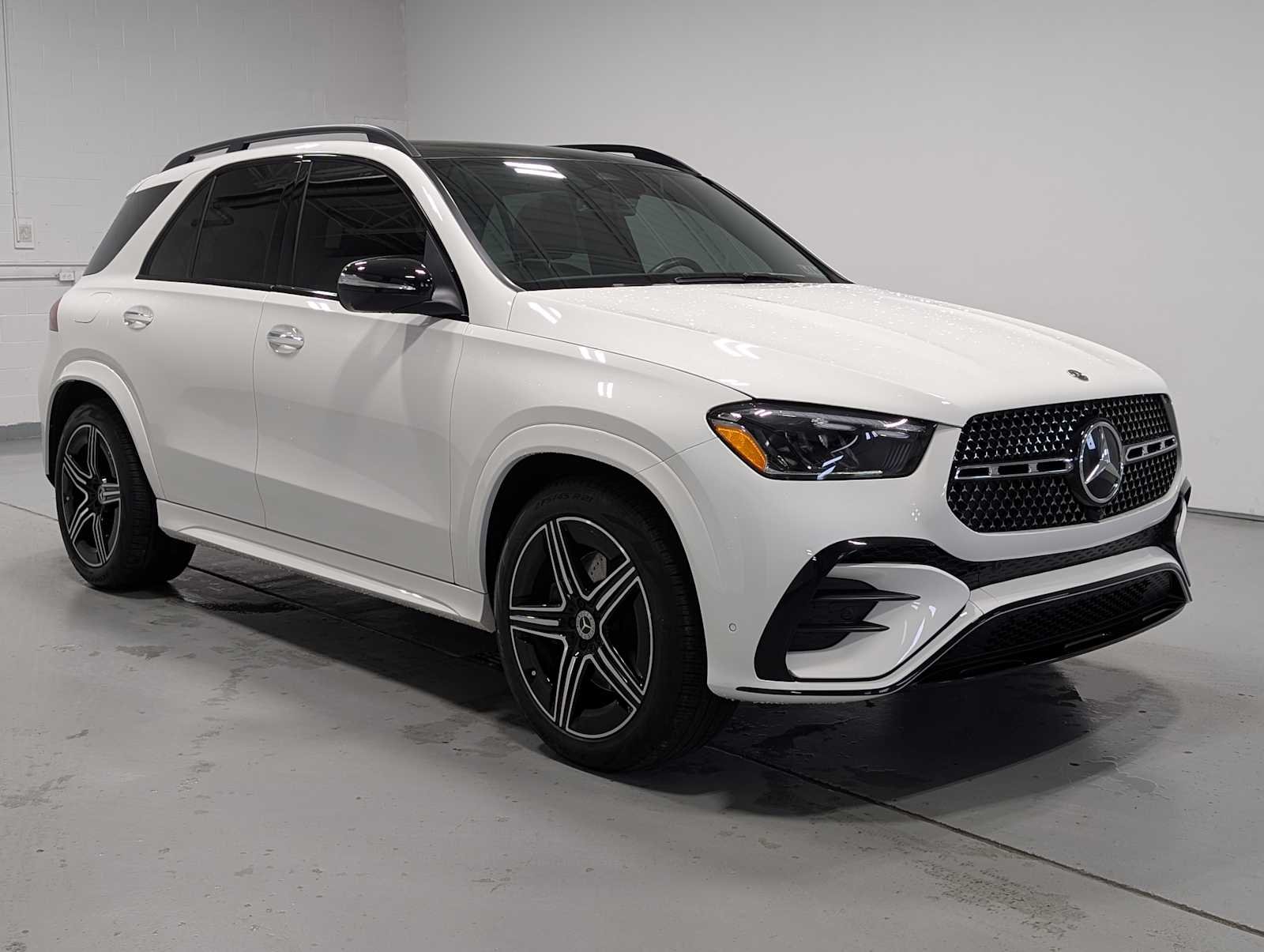 Certified Used 2025 Polar White Mercedes-Benz GLE 350 image 6