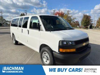 2025 Chevrolet Express 3500 LS Extended's photo