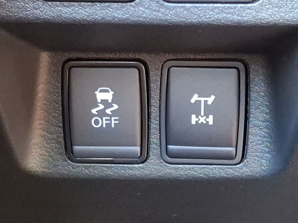 2026 Nissan Frontier — photo 16