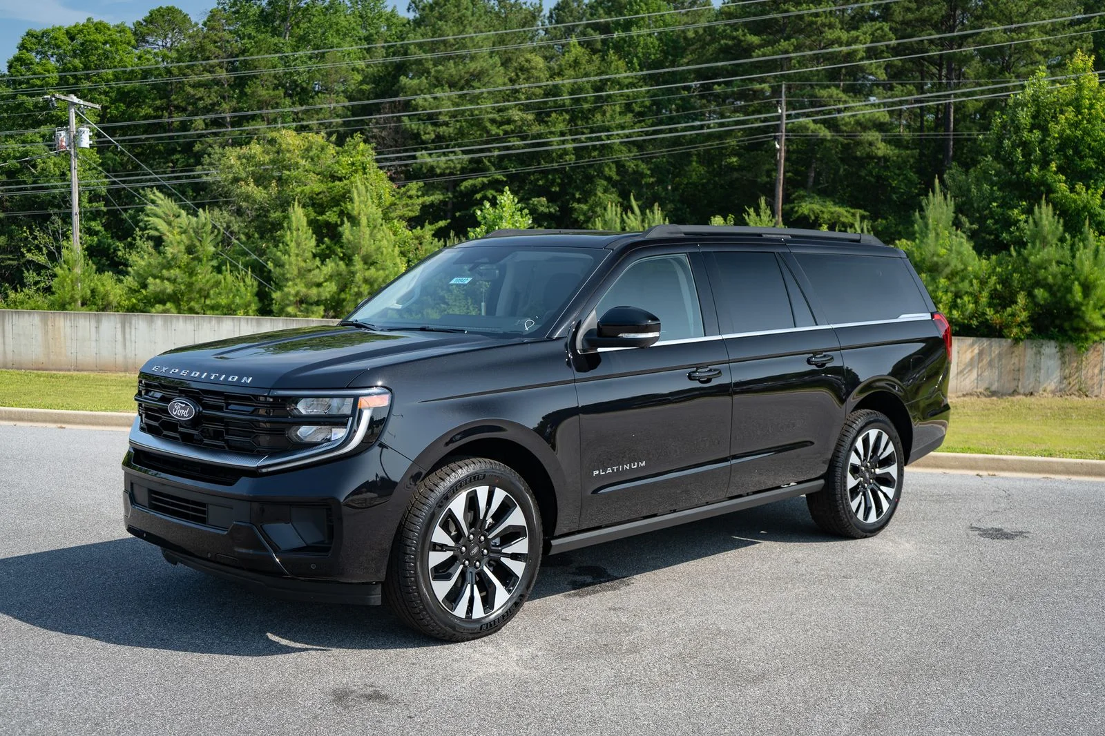New 2027 Black Ford Platinum image 10