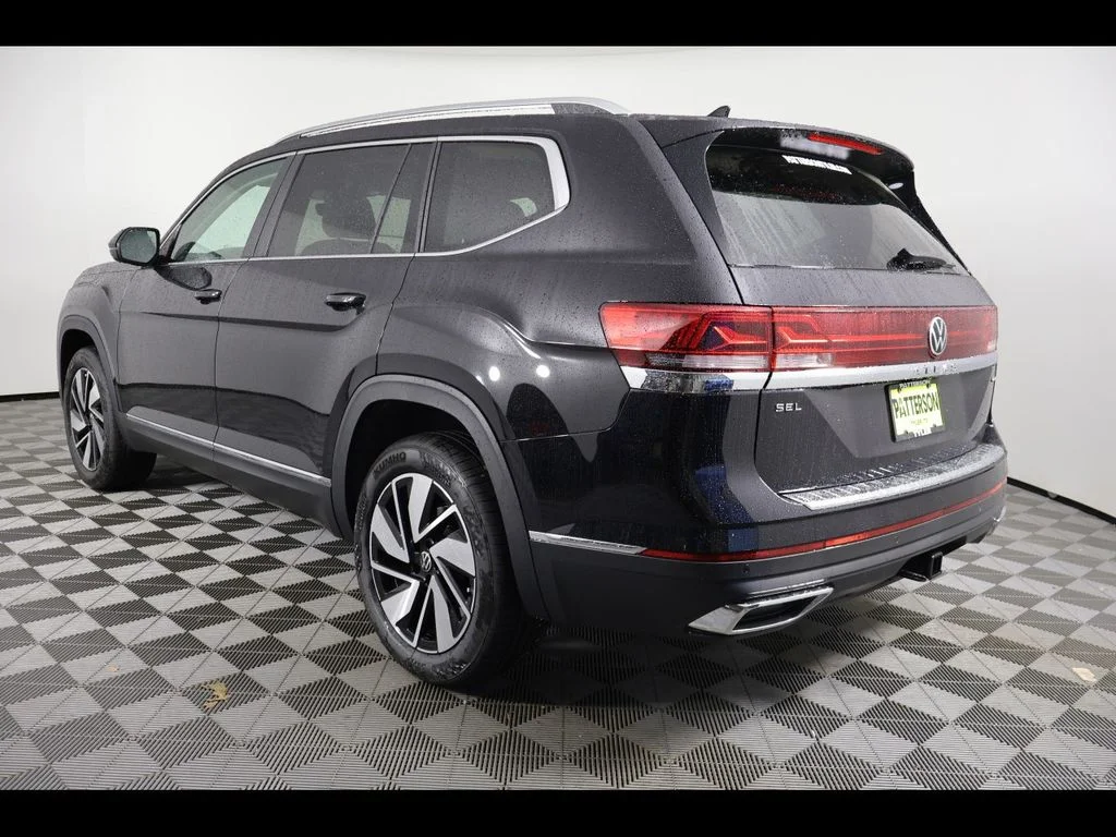 New 2026 Black Volkswagen 2.0T SEL image 4