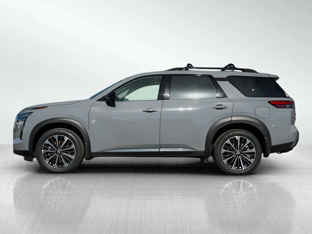 New 2026 Boulder Gray Pearl Nissan Platinum image 4