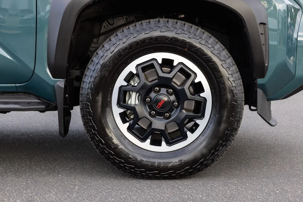 Certified Used 2025 Everest Toyota TRD Off-Road image 4