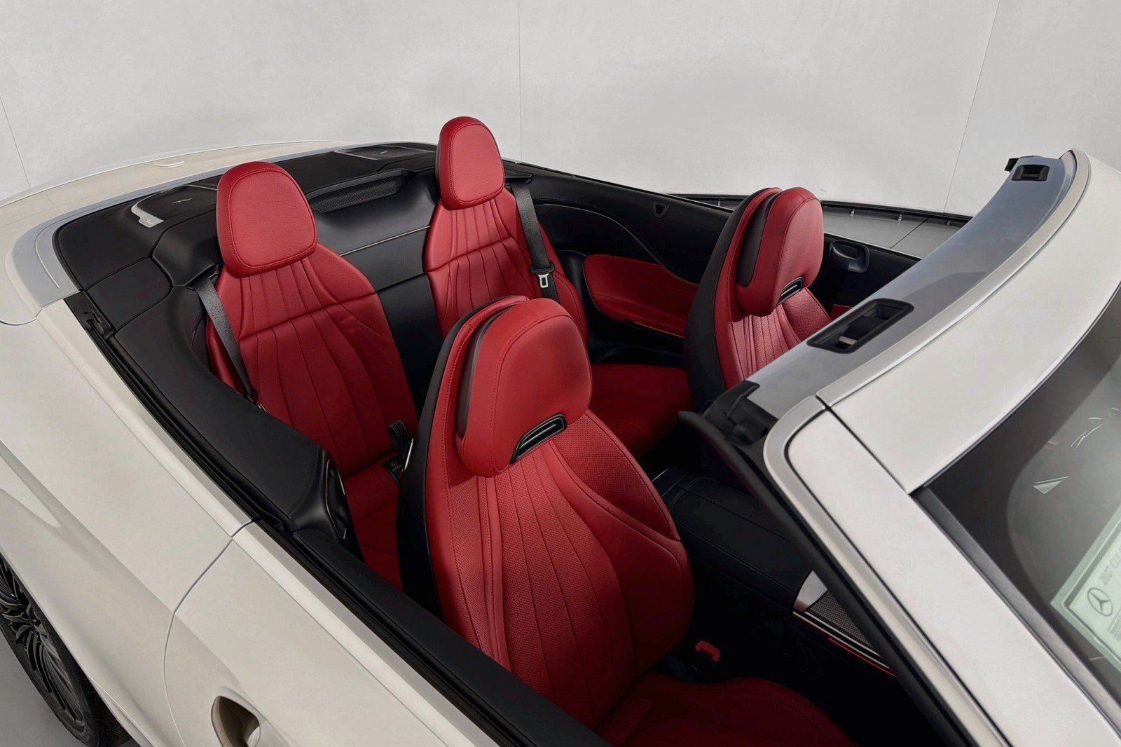 New 2027 Polar White Mercedes-Benz CLE 450 4MATIC® Cabriolet image 22