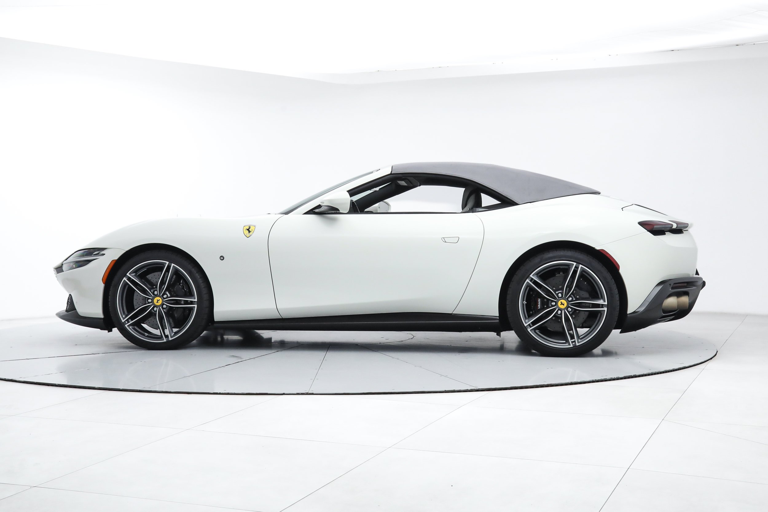 Used 2024 White Ferrari  image 7