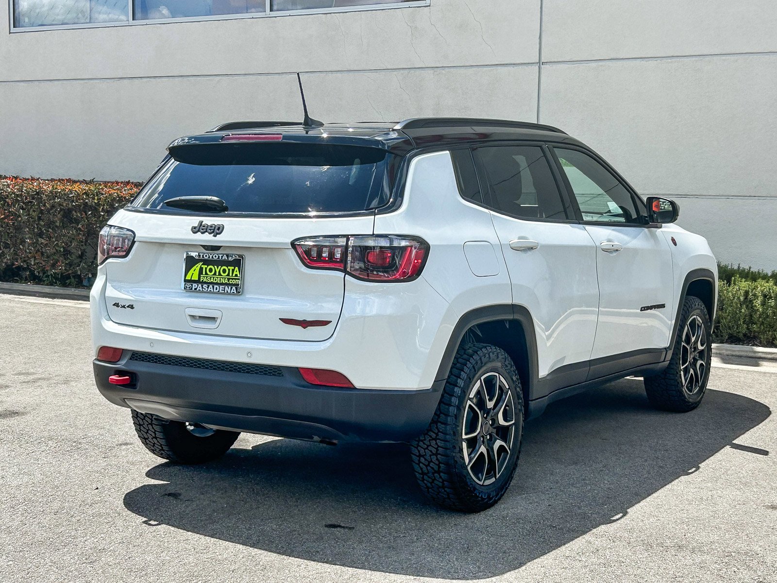 2025 Jeep Compass Trailhawk - Photo 6