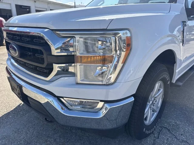 Used 2021 White Ford XLT image 7