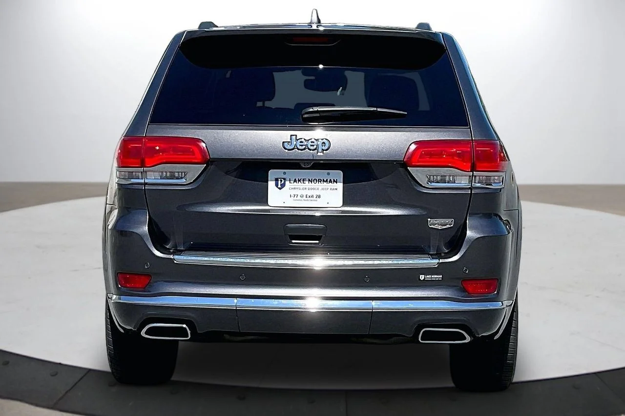 Certified Used 2017 Gray Jeep Summit image 8