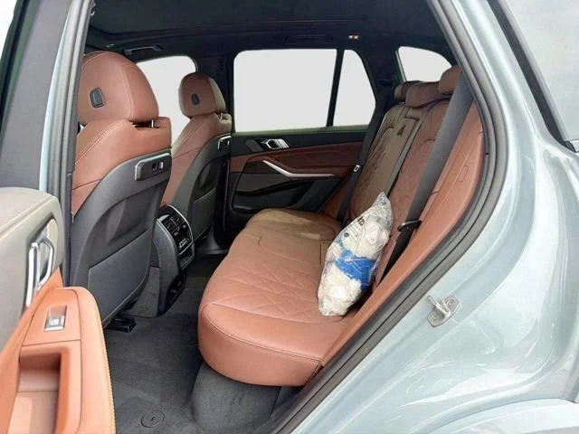 New 2026 Brooklyn Grey Metallic BMW sDrive40i image 21