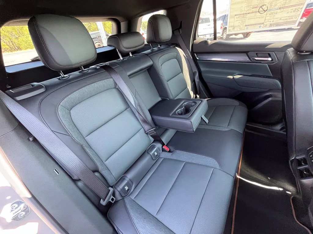 New 2027 Riverstone Metallic GMC AT4 image 18