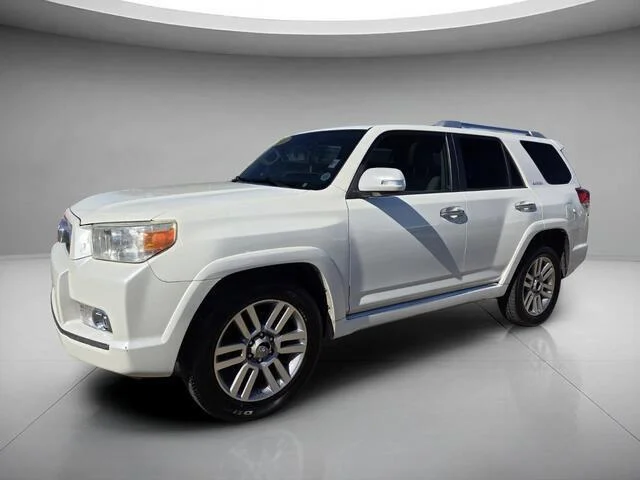 Used 2010 Blizzard Pearl Toyota Limited image 9