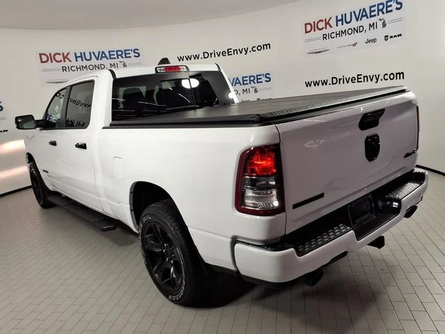 Used 2023 White Ram Big Horn/Lone Star image 6