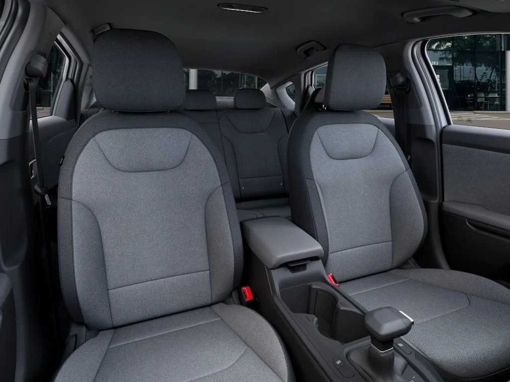 Used 2026 White Kia LXS image 16