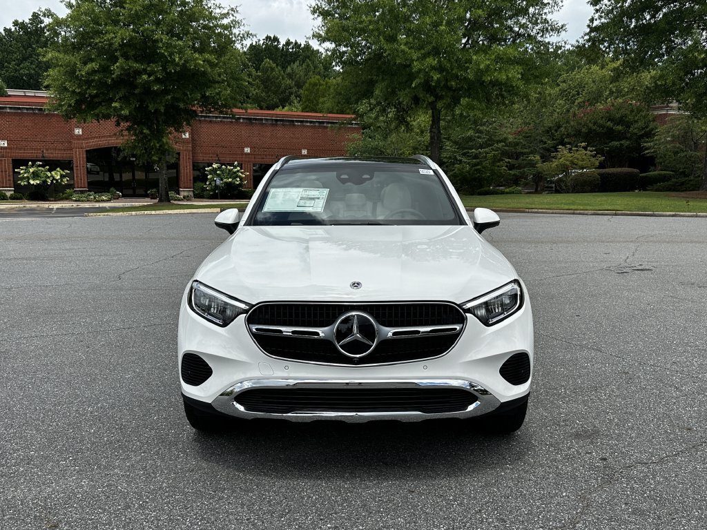 New 2026 Polar White Mercedes-Benz GLC 300 image 40