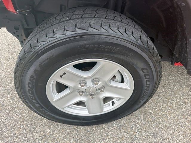 Used 2020 Firecracker Red Clearcoat Jeep Sport S image 11