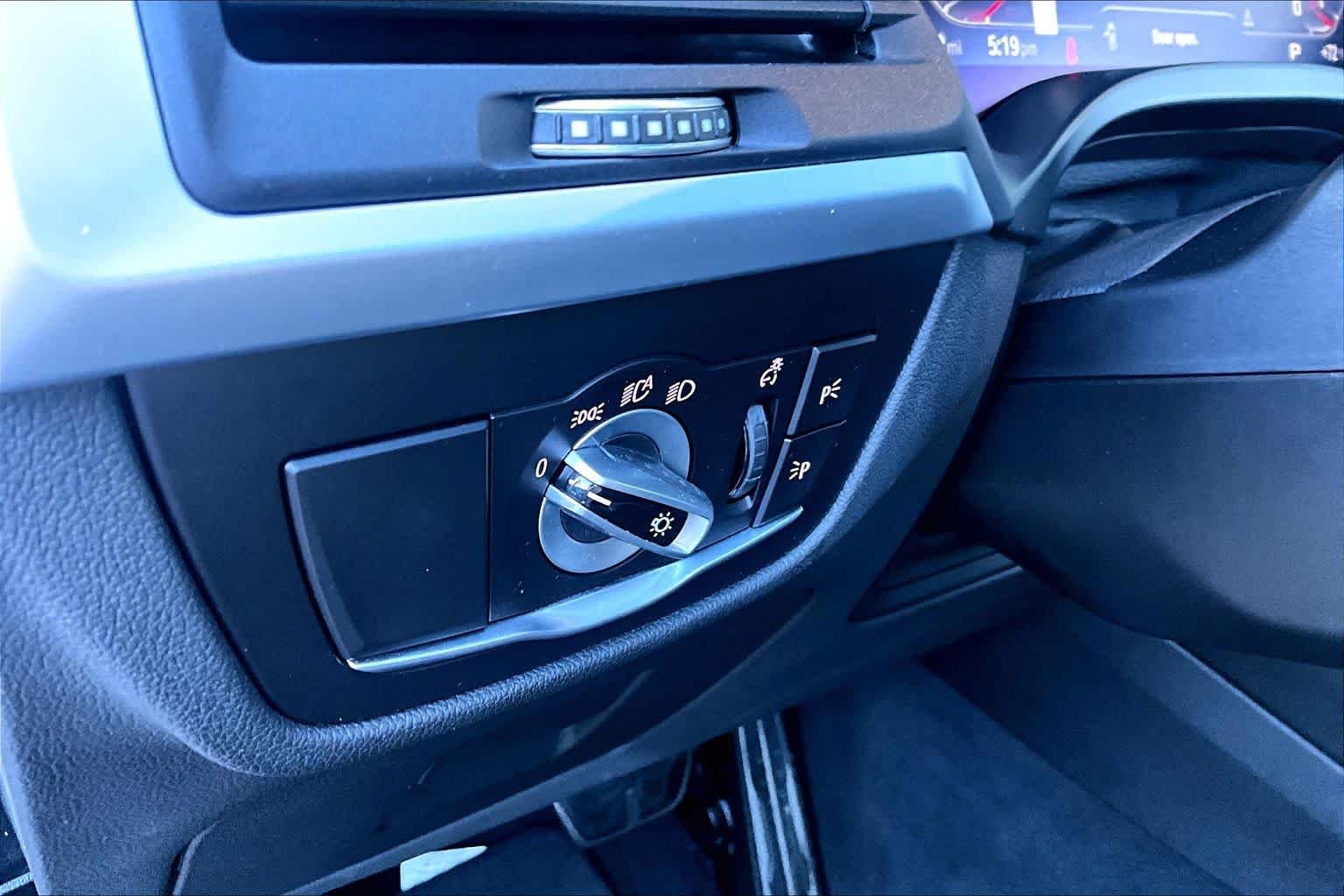 Used 2022 Marina Bay Blue Metallic BMW  image 33