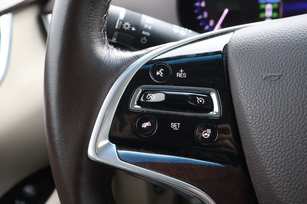 Used 2016 White Cadillac Luxury image 19